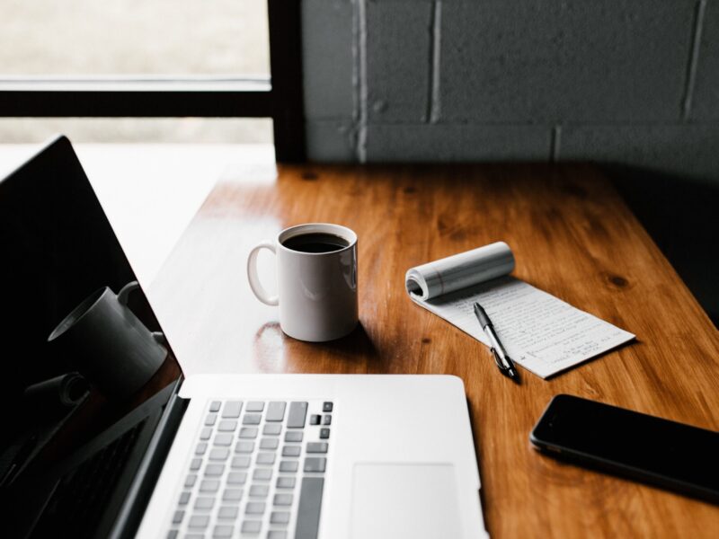 Empresas: plataformas de cursos <i>online</i> para melhorar competências | #fiqueemcasa
